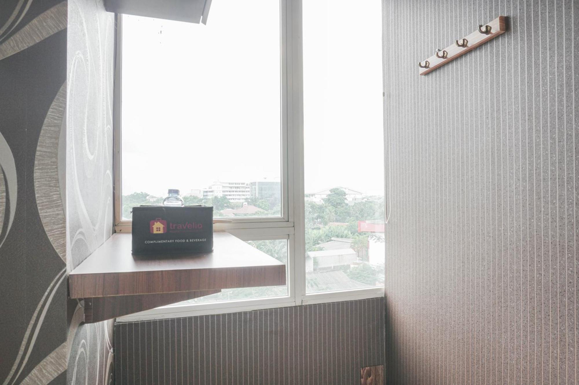 Comfortable 1br At Nifarro Park By Travelio Apartment Jakarta