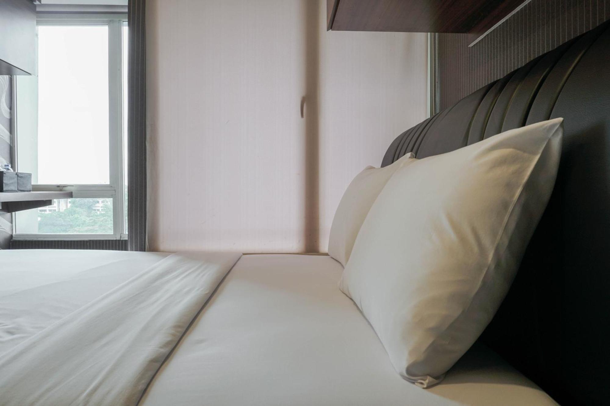 Apartment Comfortable 1br At Nifarro Park By Travelio Jakarta