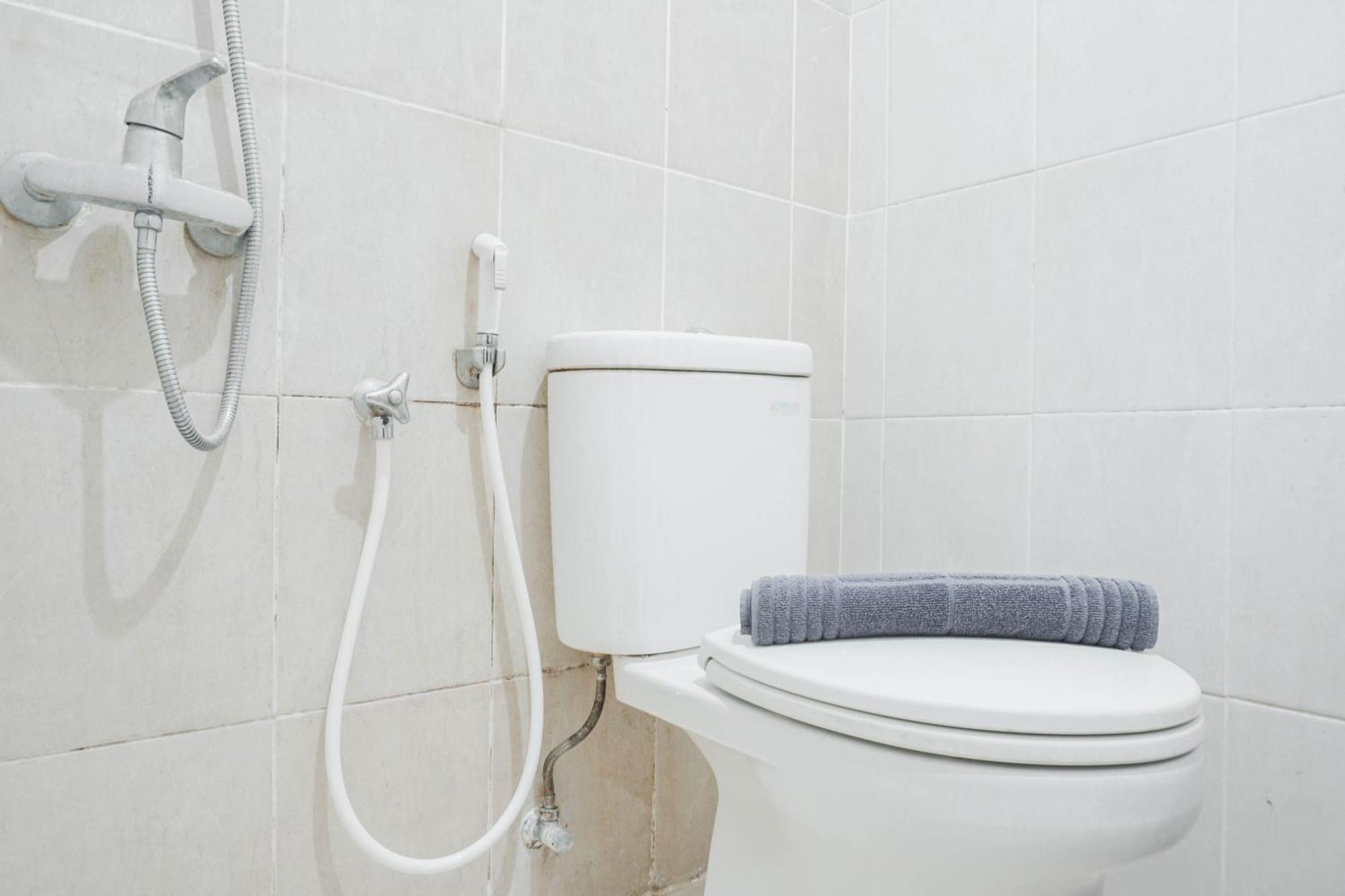 Comfortable 1br At Nifarro Park By Travelio Apartment